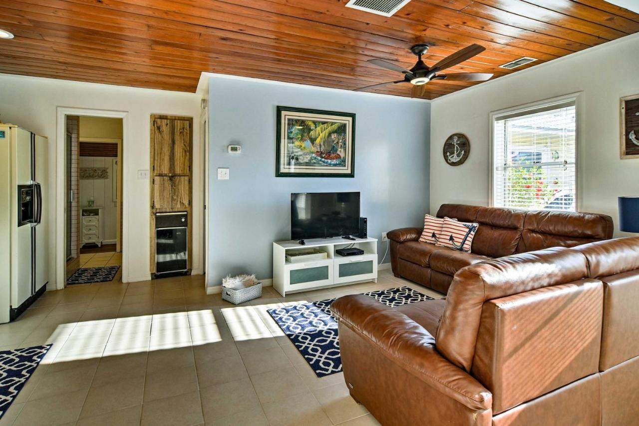 Indian Shores Cottage With Cabana - Steps To Beach! 克利尔沃特 外观 照片
